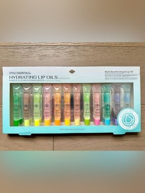 Expressions Hydrating Lip Oils of 12